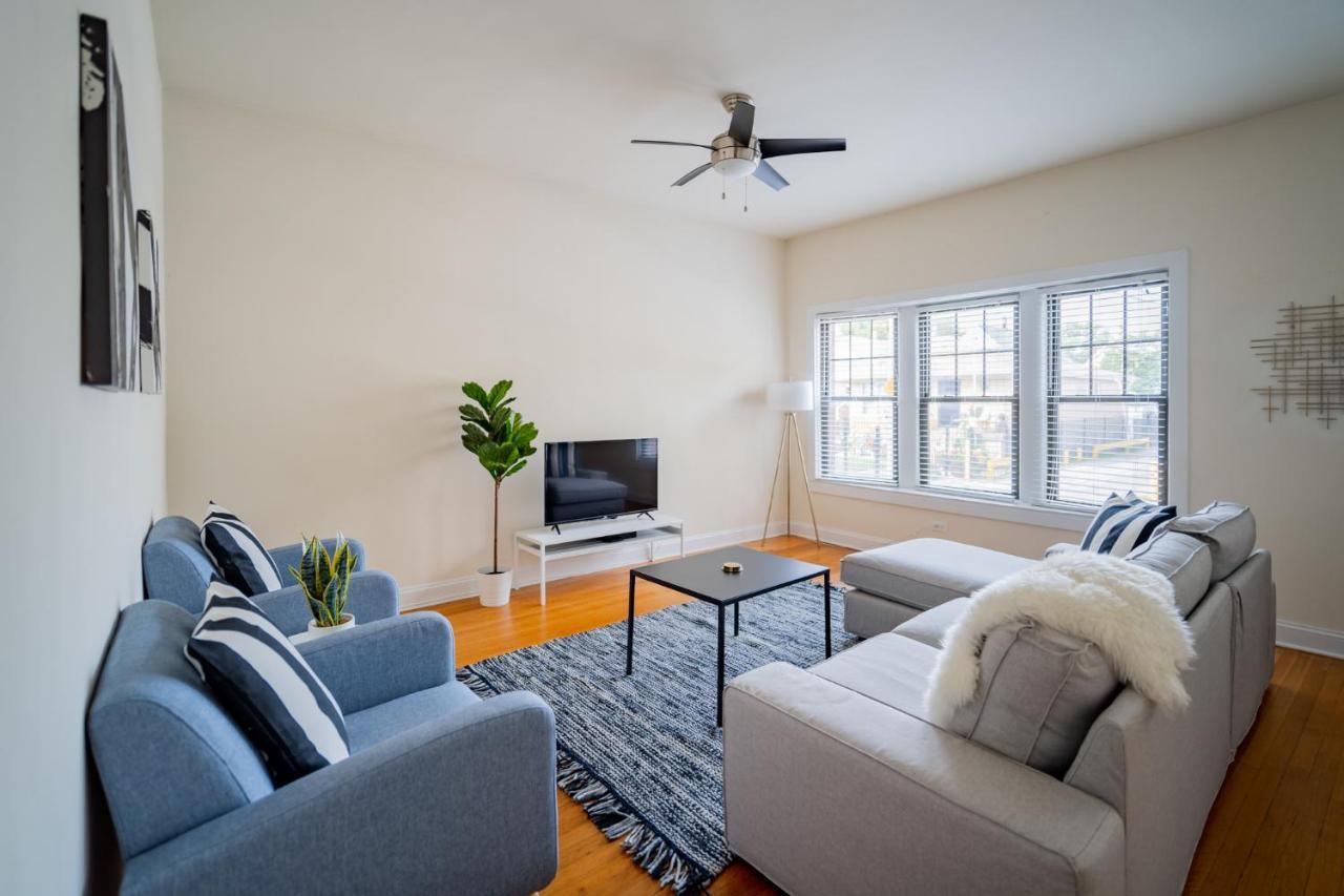 3-Bedroom Gem Apt With In-Unit Laundry - Lawndale 1 & 2 Rep Чикаго Экстерьер фото