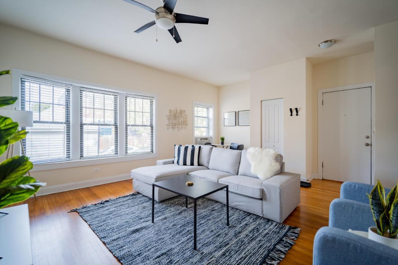 3-Bedroom Gem Apt With In-Unit Laundry - Lawndale 1 & 2 Rep Чикаго Экстерьер фото