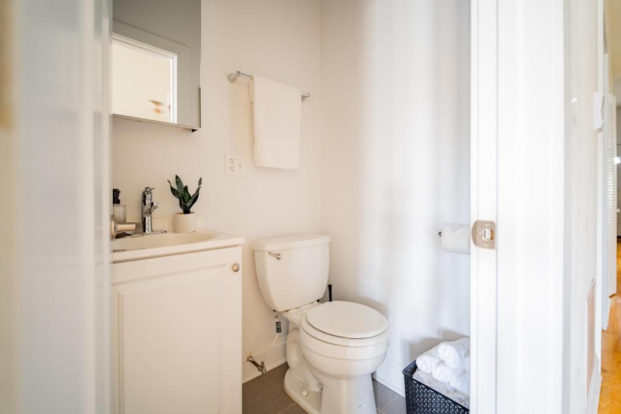 3-Bedroom Gem Apt With In-Unit Laundry - Lawndale 1 & 2 Rep Чикаго Экстерьер фото