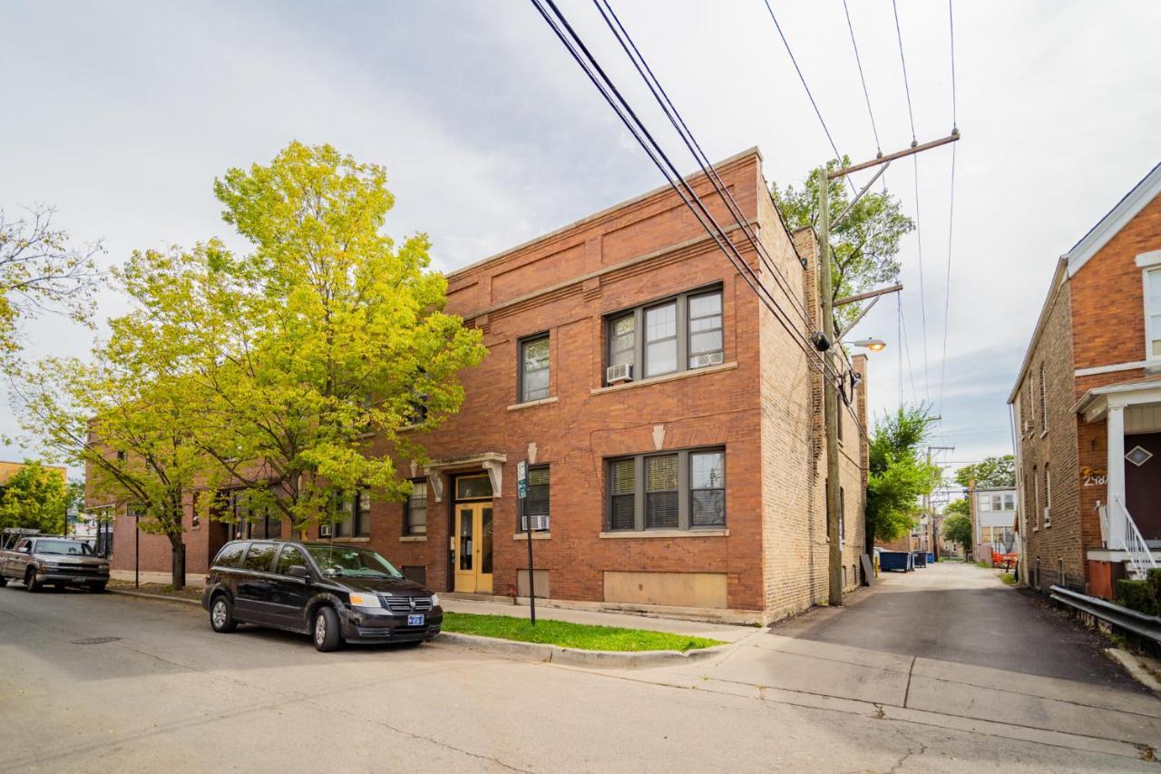 3-Bedroom Gem Apt With In-Unit Laundry - Lawndale 1 & 2 Rep Чикаго Экстерьер фото