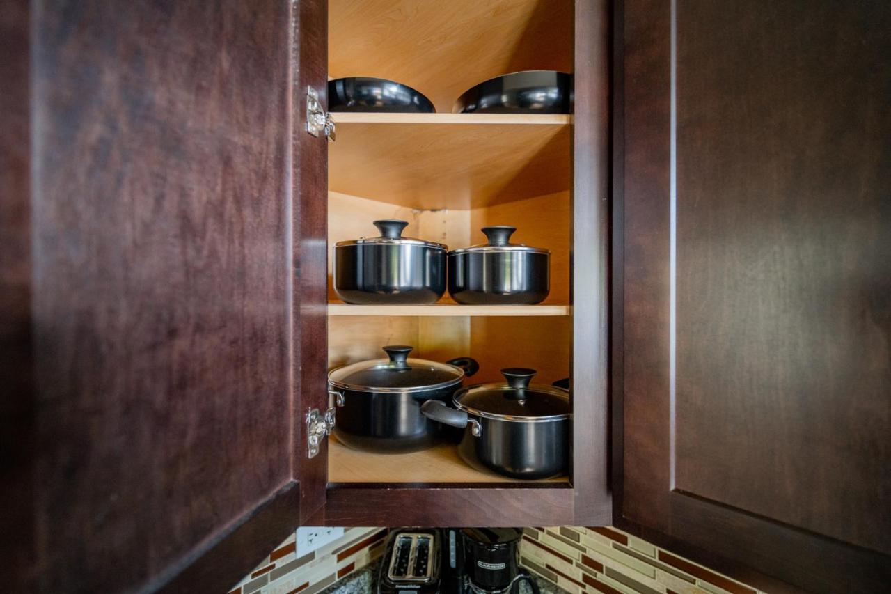 3-Bedroom Gem Apt With In-Unit Laundry - Lawndale 1 & 2 Rep Чикаго Экстерьер фото